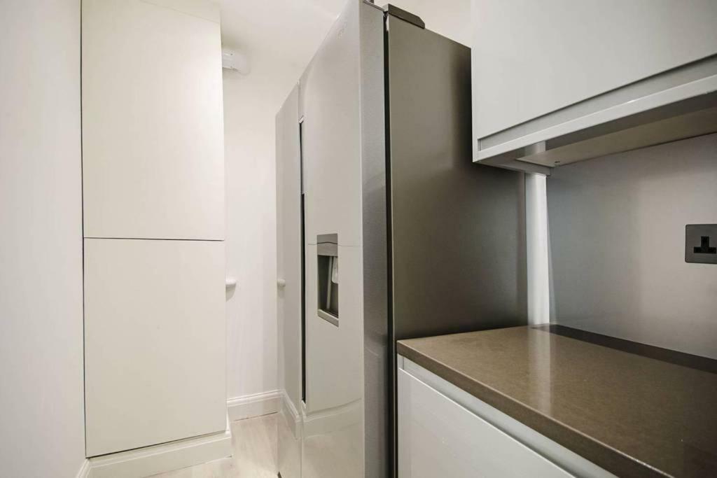 شقة Bright Convenient Flat In Little Venice لندن المظهر الخارجي الصورة