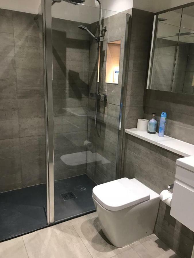 شقة Bright Convenient Flat In Little Venice لندن المظهر الخارجي الصورة