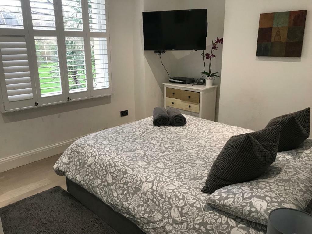 شقة Bright Convenient Flat In Little Venice لندن المظهر الخارجي الصورة